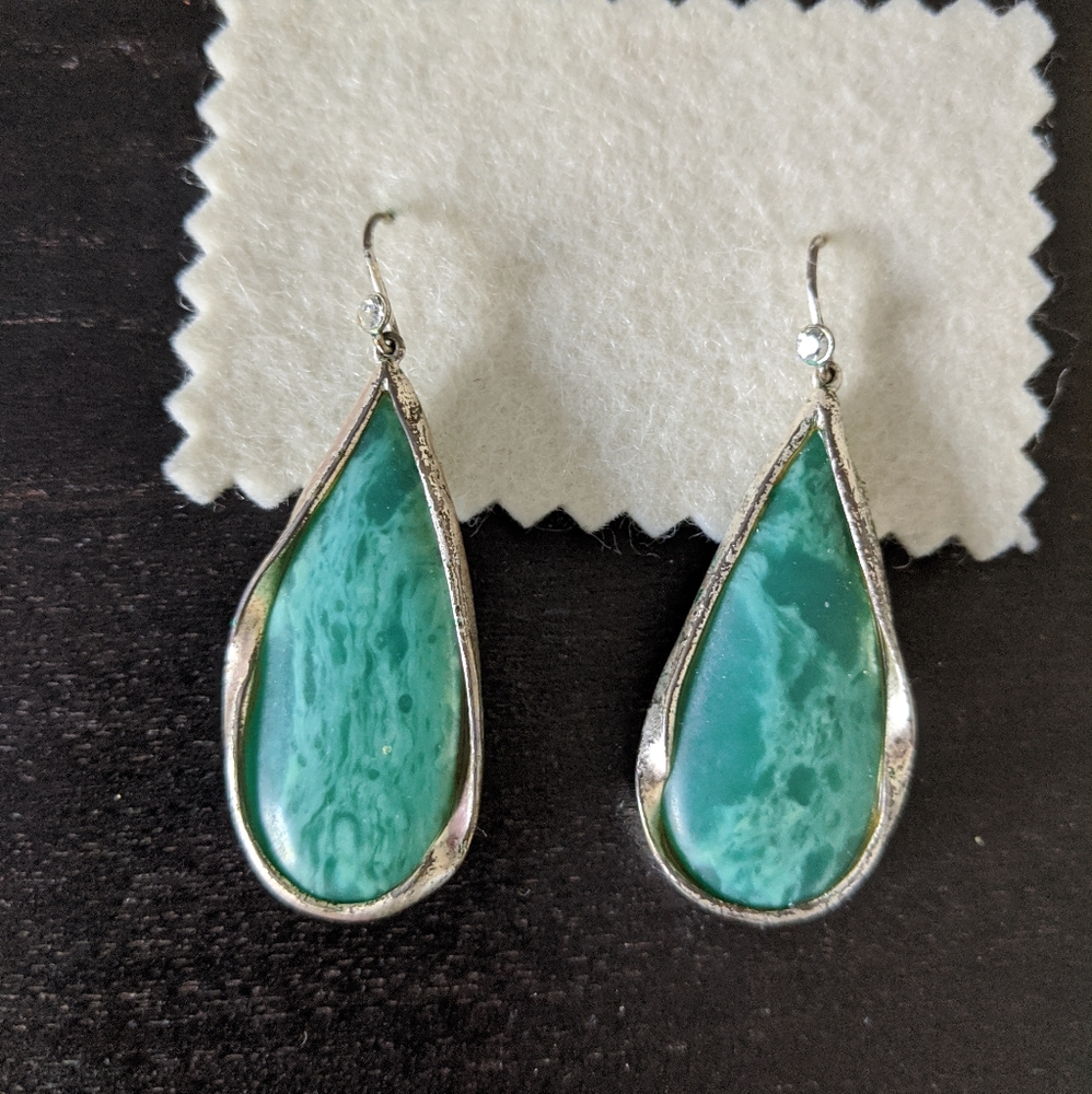 Kenneth Cole turquoise drop earrings